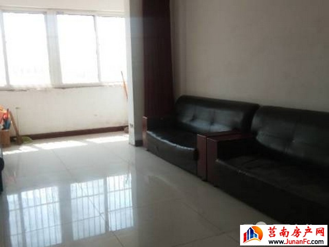 九龙花园 3室2厅 120平米 简单装修 600元/月