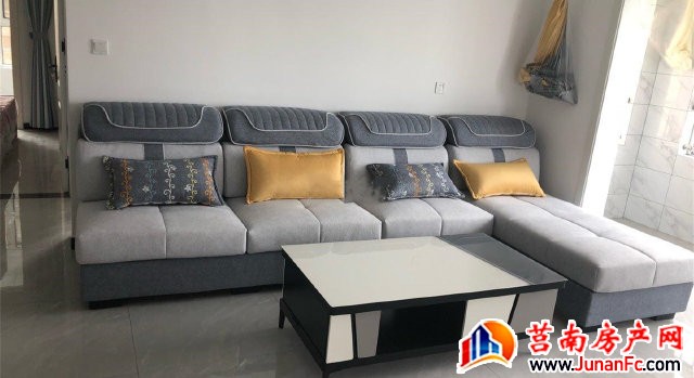 茉莉公馆 3室2厅 120平米 精装修 1300元/月